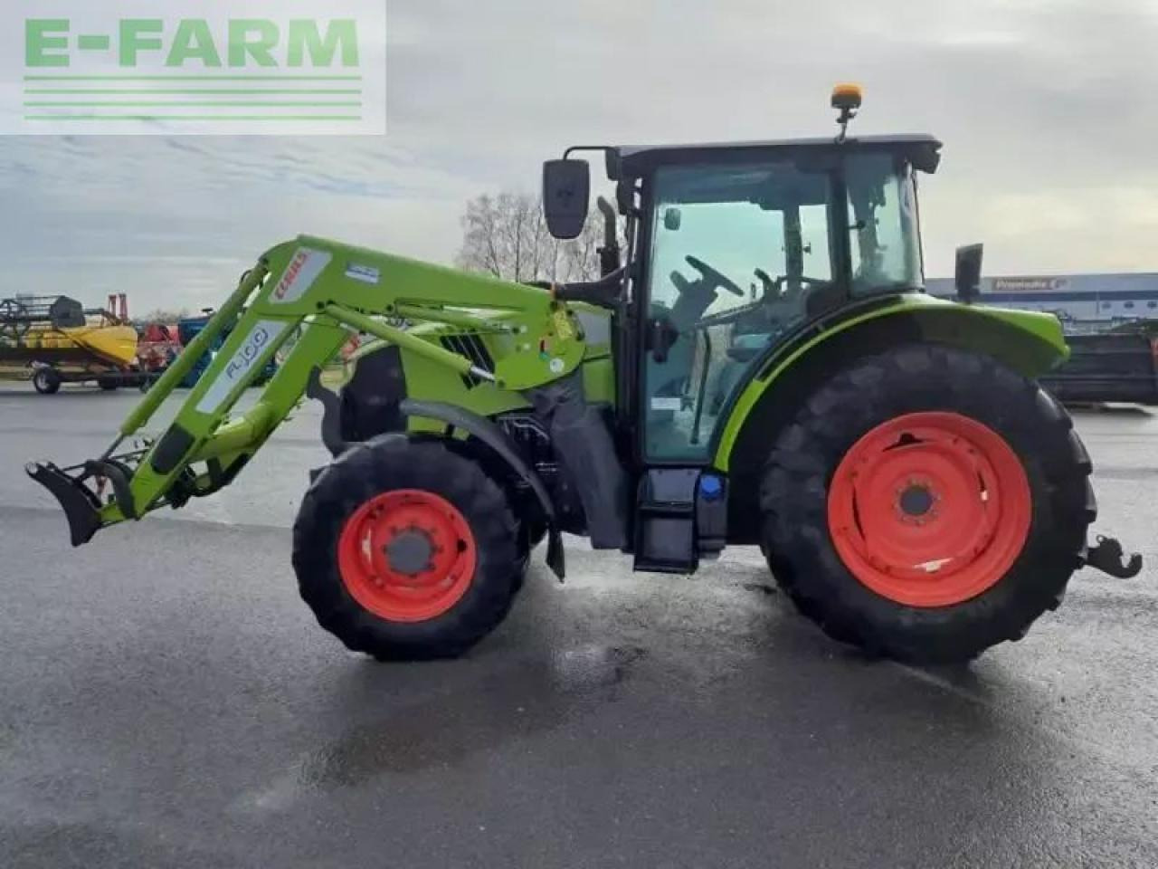 Tracteur agricole CLAAS arion410