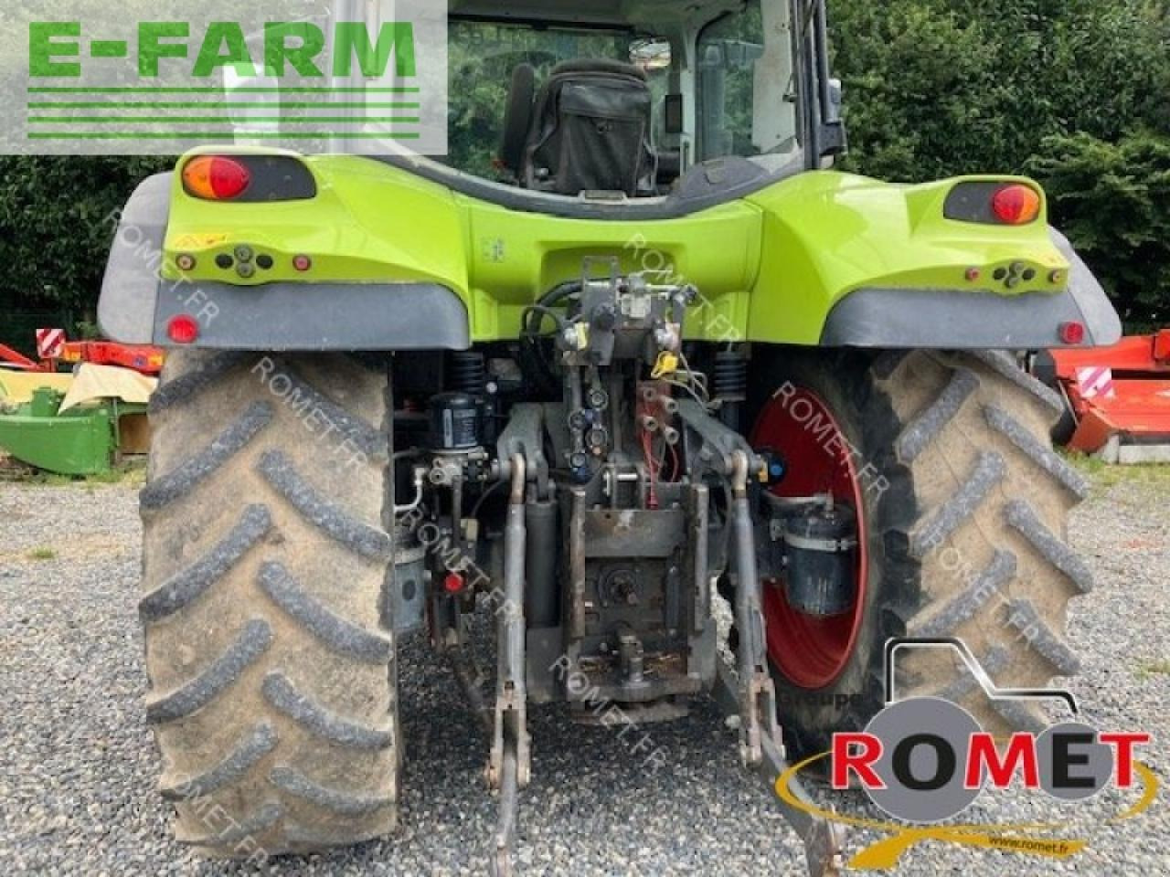 Tracteur agricole CLAAS arion610