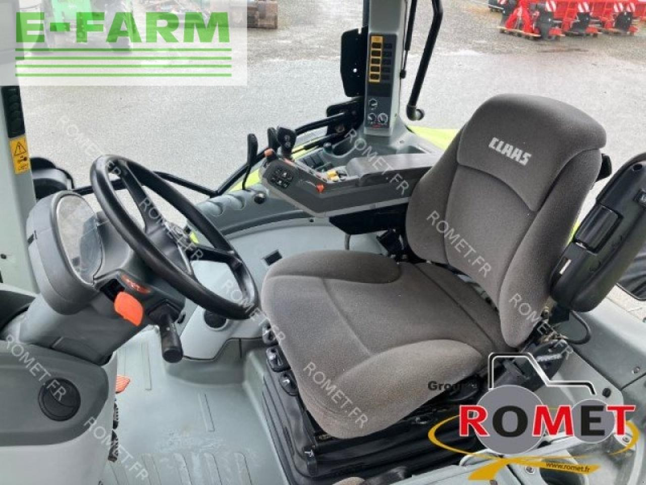 Tracteur agricole CLAAS arion610