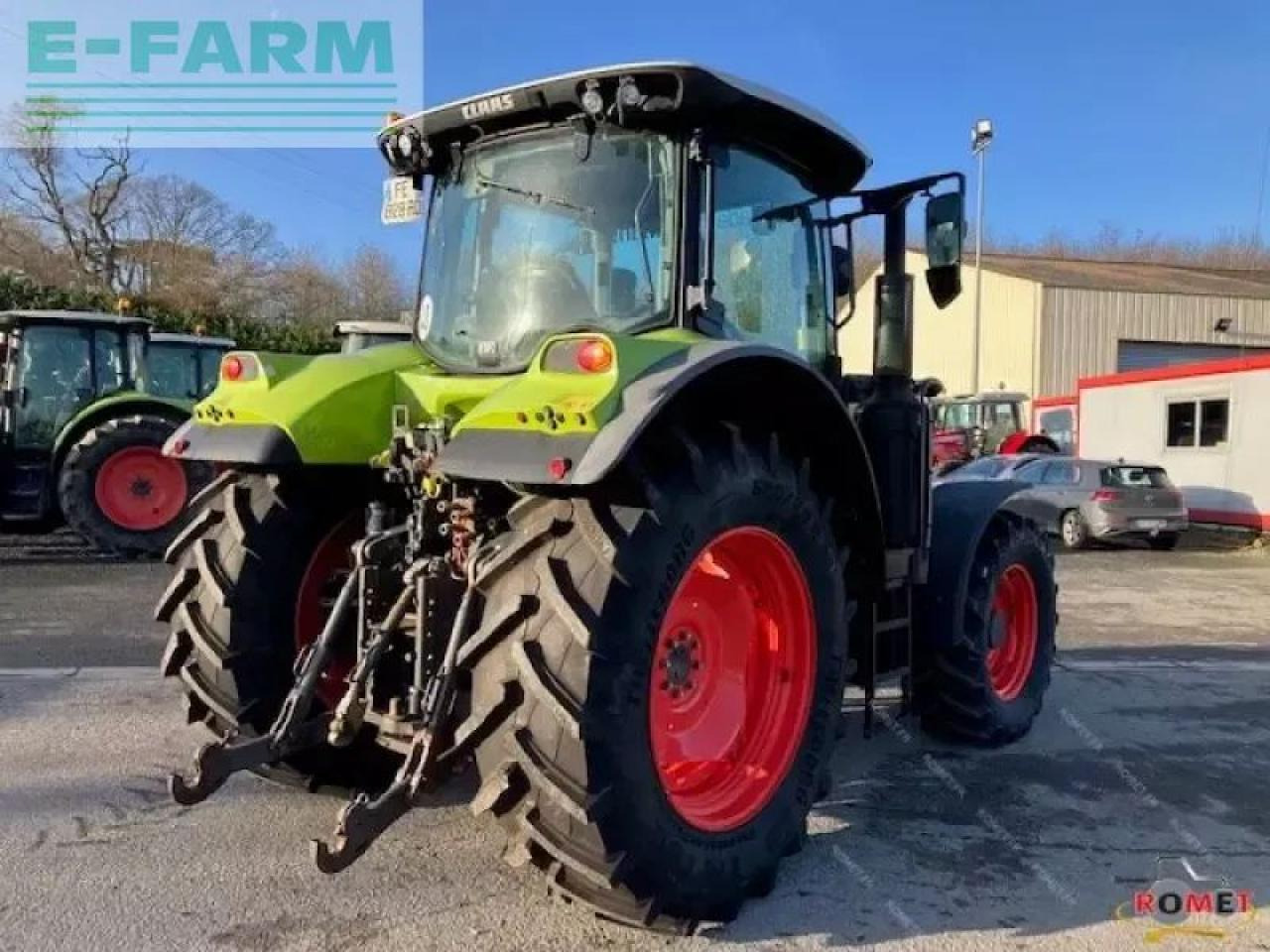 Tracteur agricole CLAAS arion610