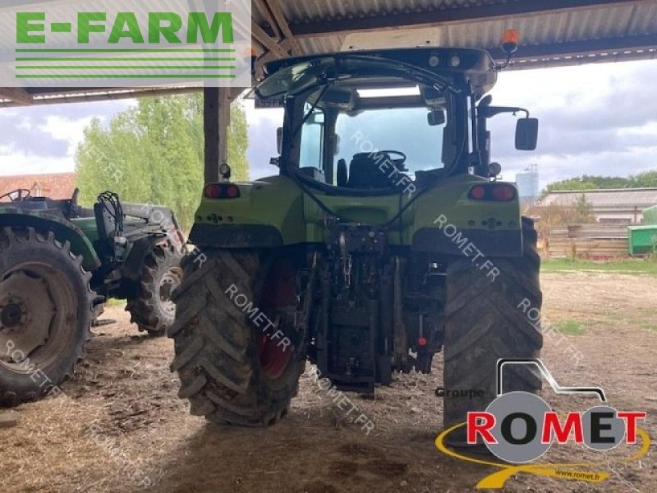 Tracteur agricole CLAAS arion620