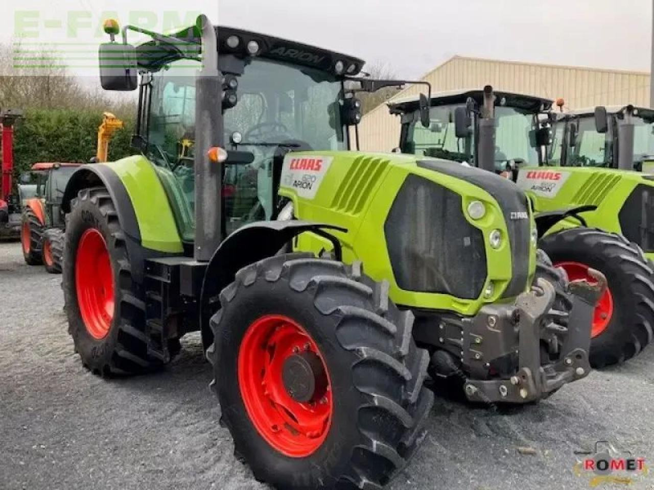 Tracteur agricole CLAAS arion620