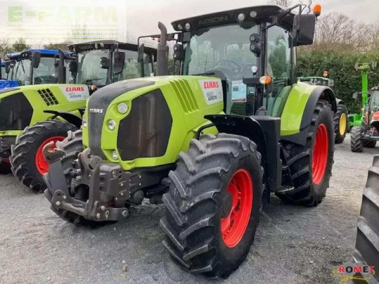 Tracteur agricole CLAAS arion620