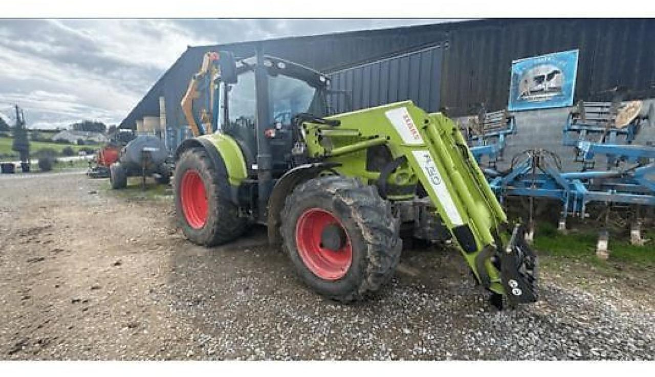 Tracteur agricole CLAAS arion640