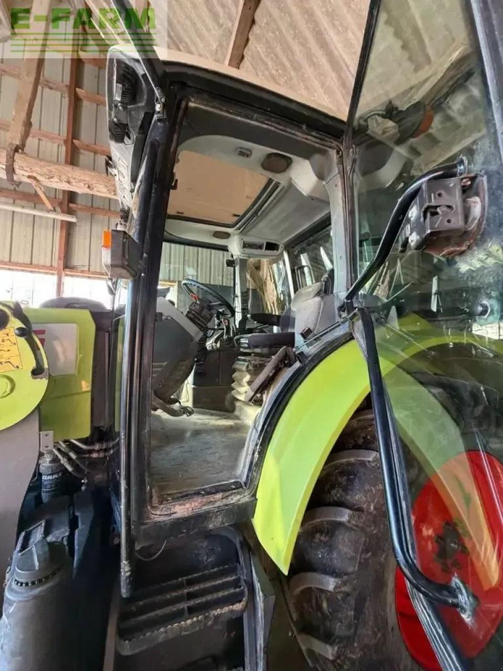 Tracteur agricole CLAAS arion 410