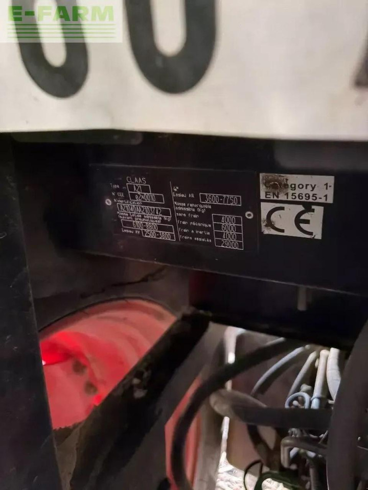 Tracteur agricole CLAAS arion 410