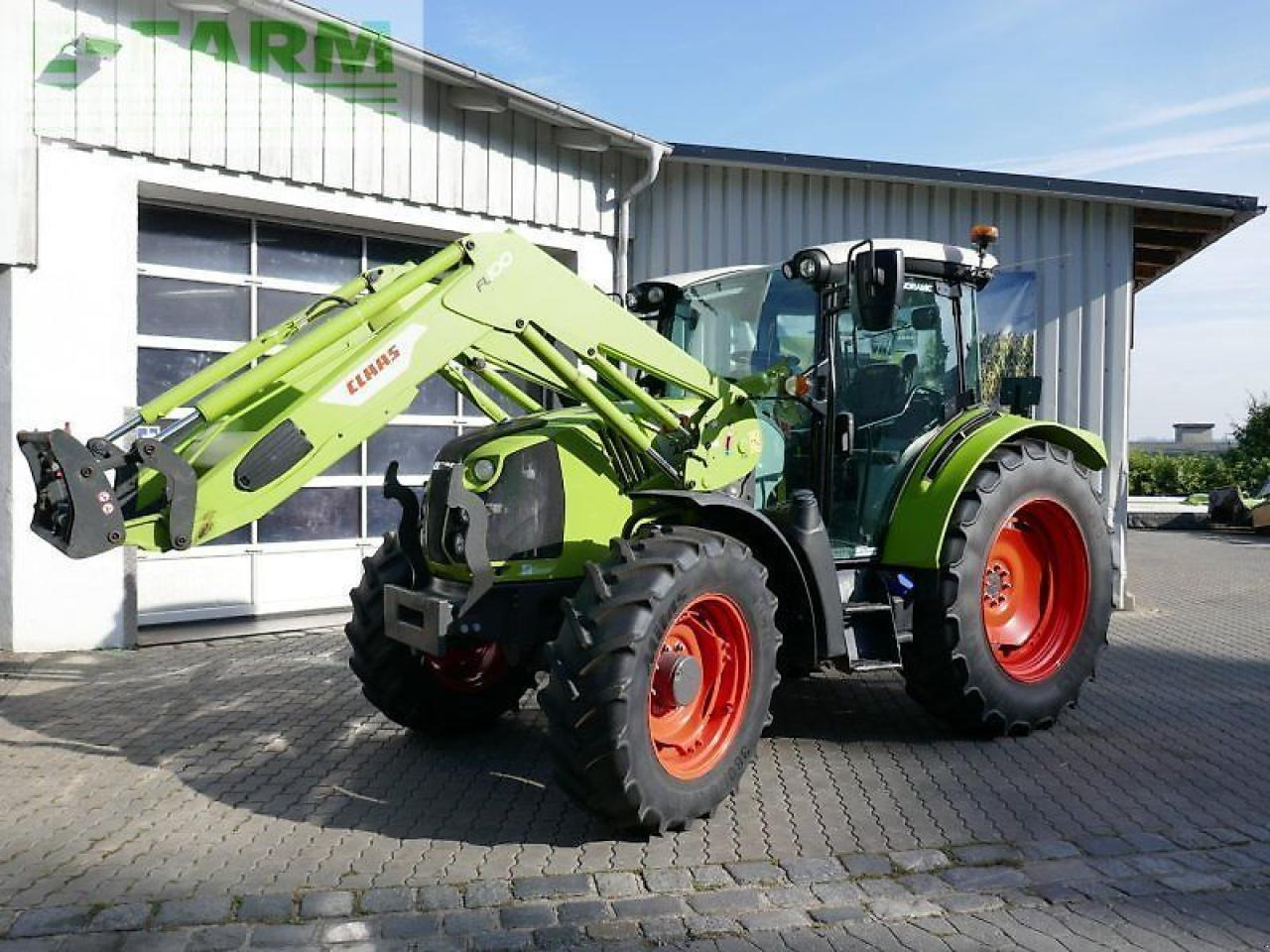 Tracteur agricole CLAAS arion 420