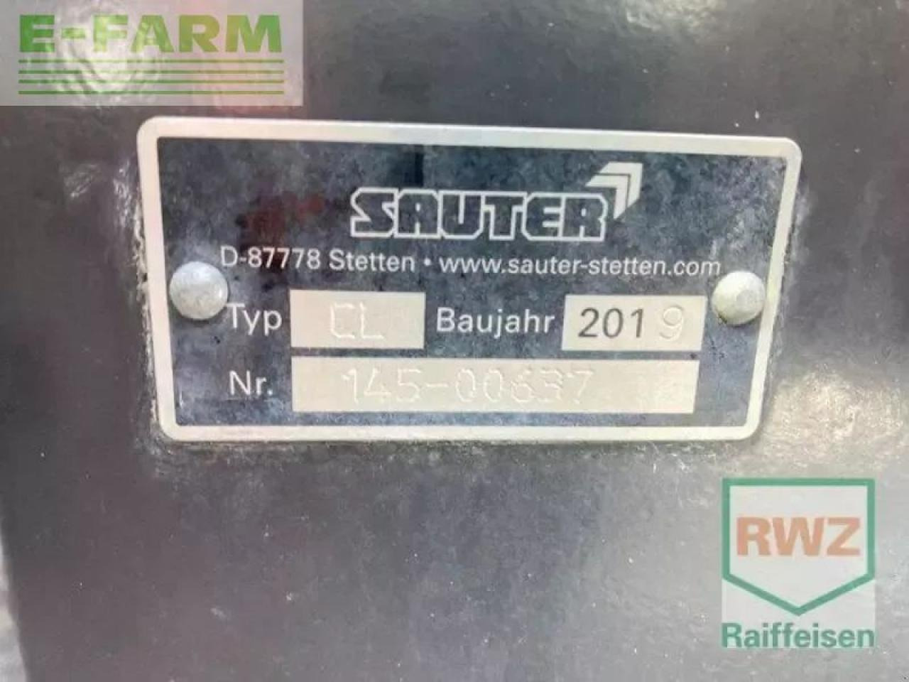 Tracteur agricole CLAAS arion 420