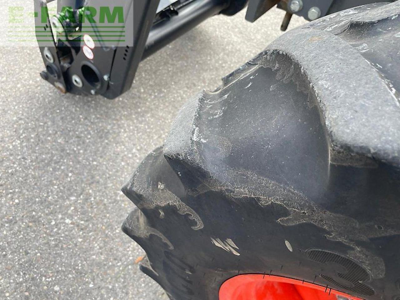 Tracteur agricole CLAAS arion 420