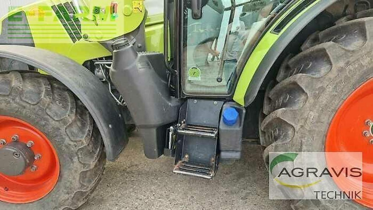 Tracteur agricole CLAAS arion 420