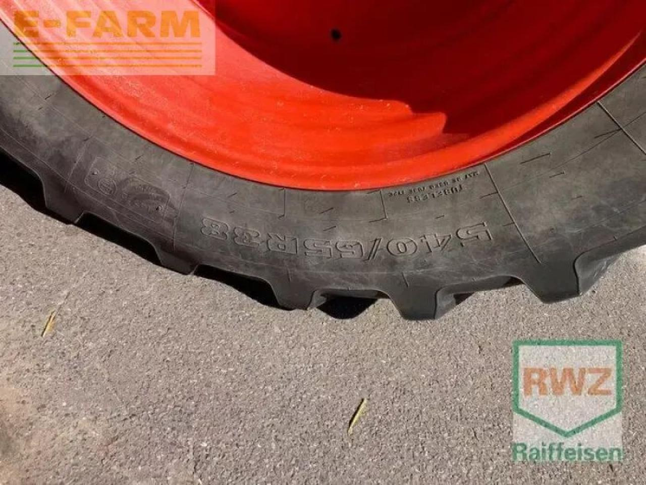 Tracteur agricole CLAAS arion 420