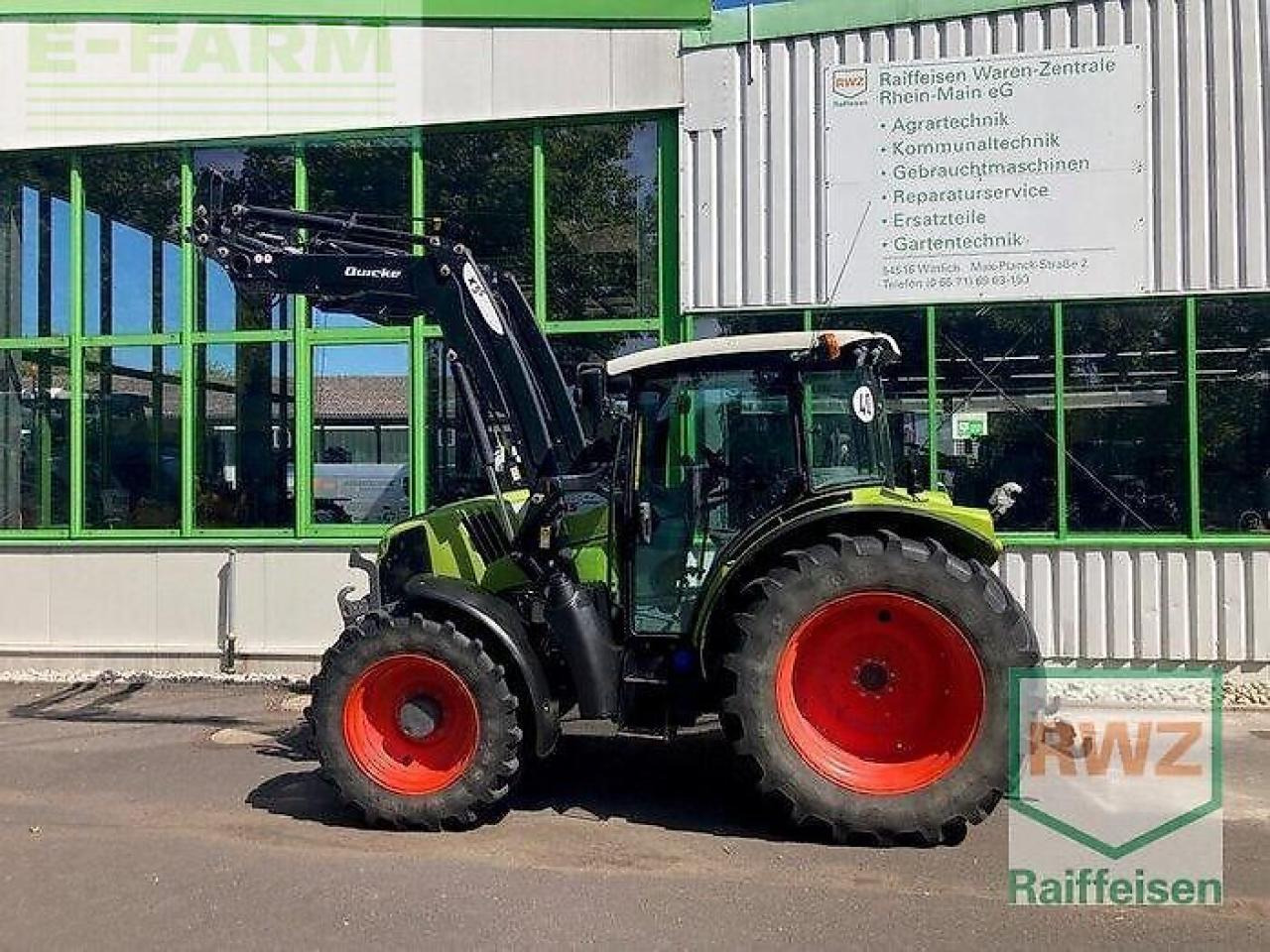 Tracteur agricole CLAAS arion 420