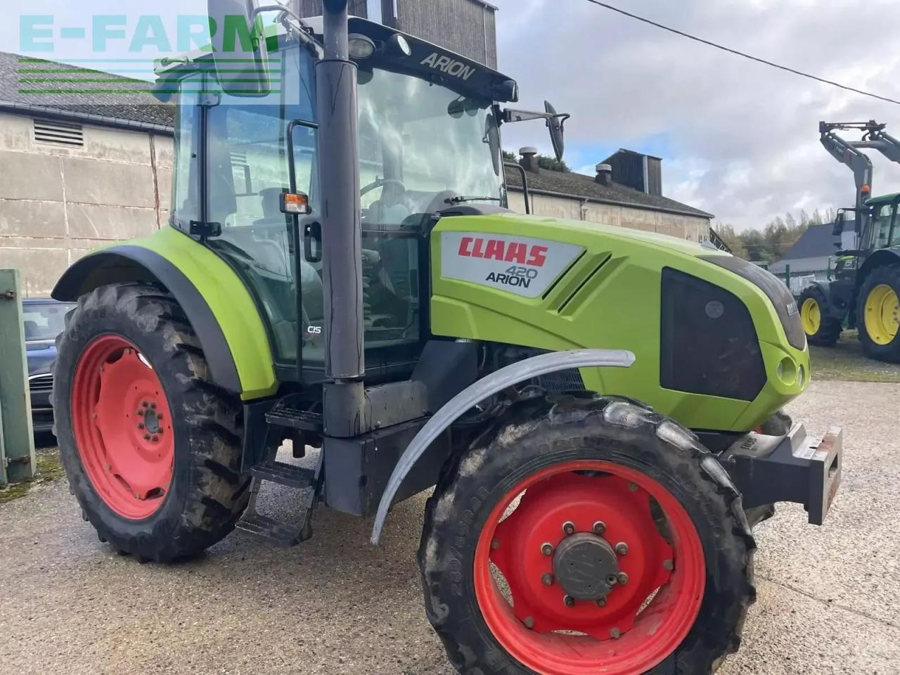 Tracteur agricole CLAAS arion 420