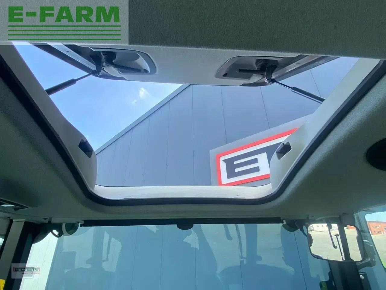 Tracteur agricole CLAAS arion 420