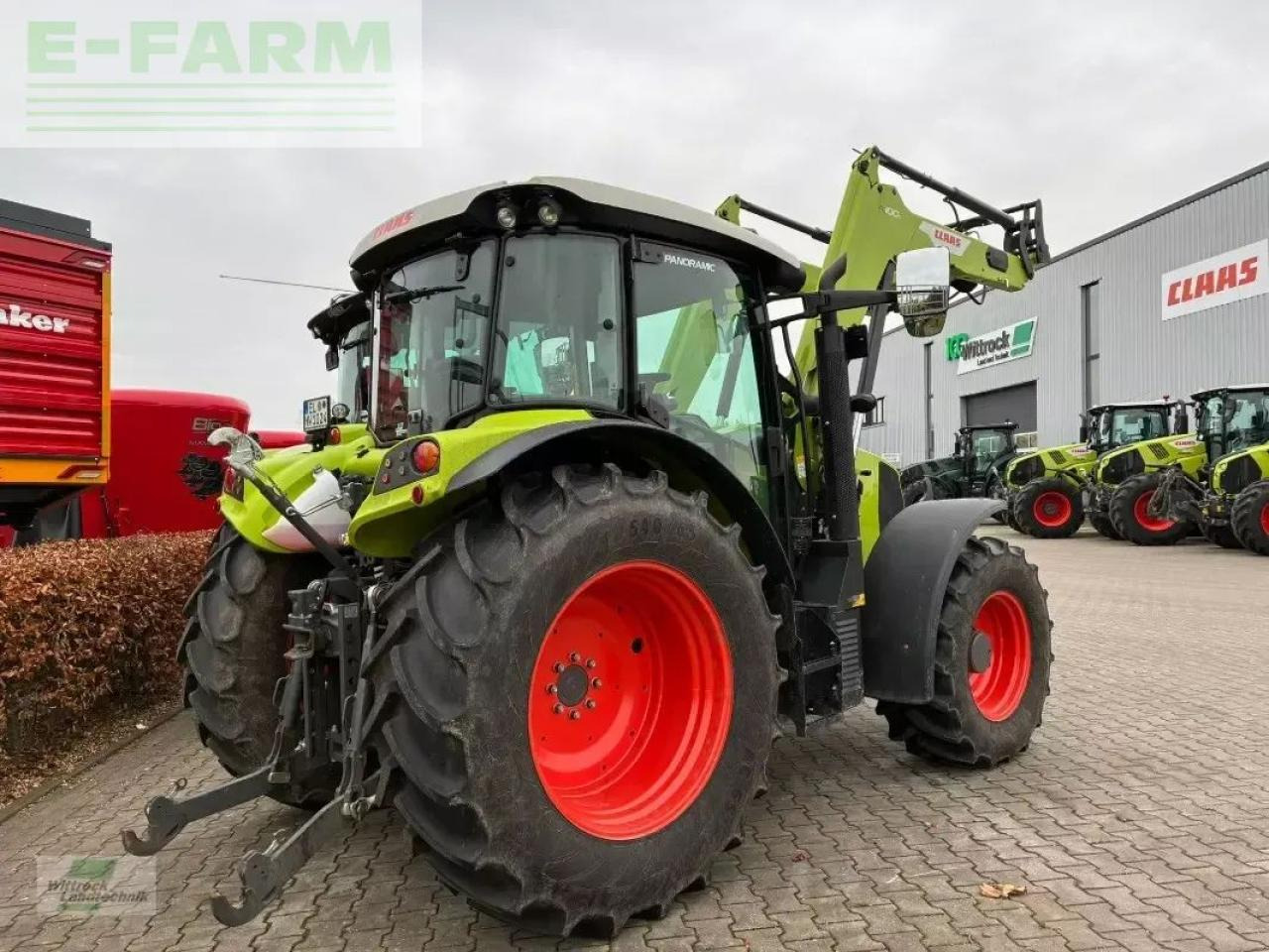 Tracteur agricole CLAAS arion 420 advanced