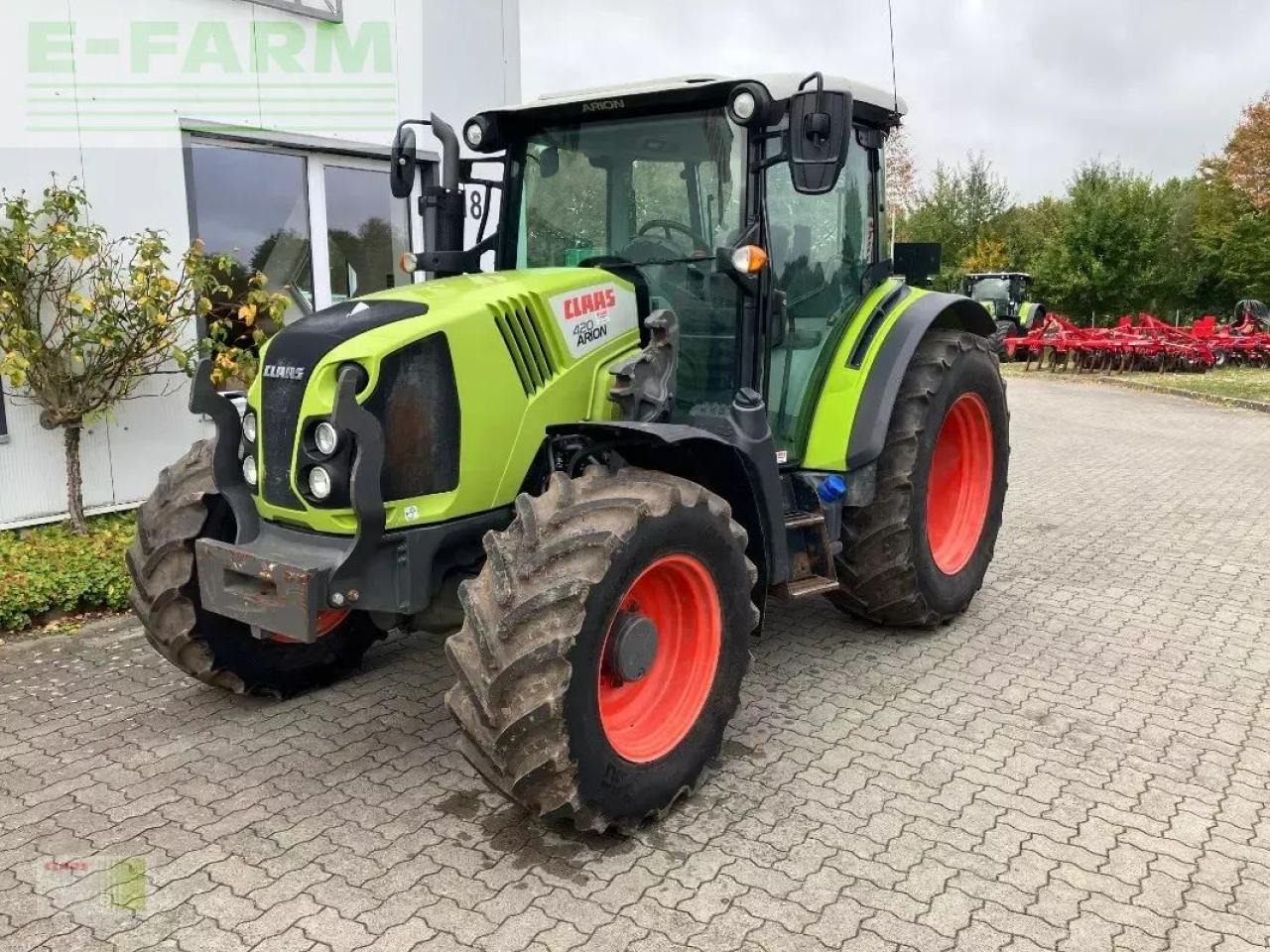 Tracteur agricole CLAAS arion 420 basic