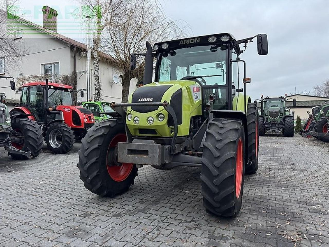 Tracteur agricole CLAAS arion 420 cis