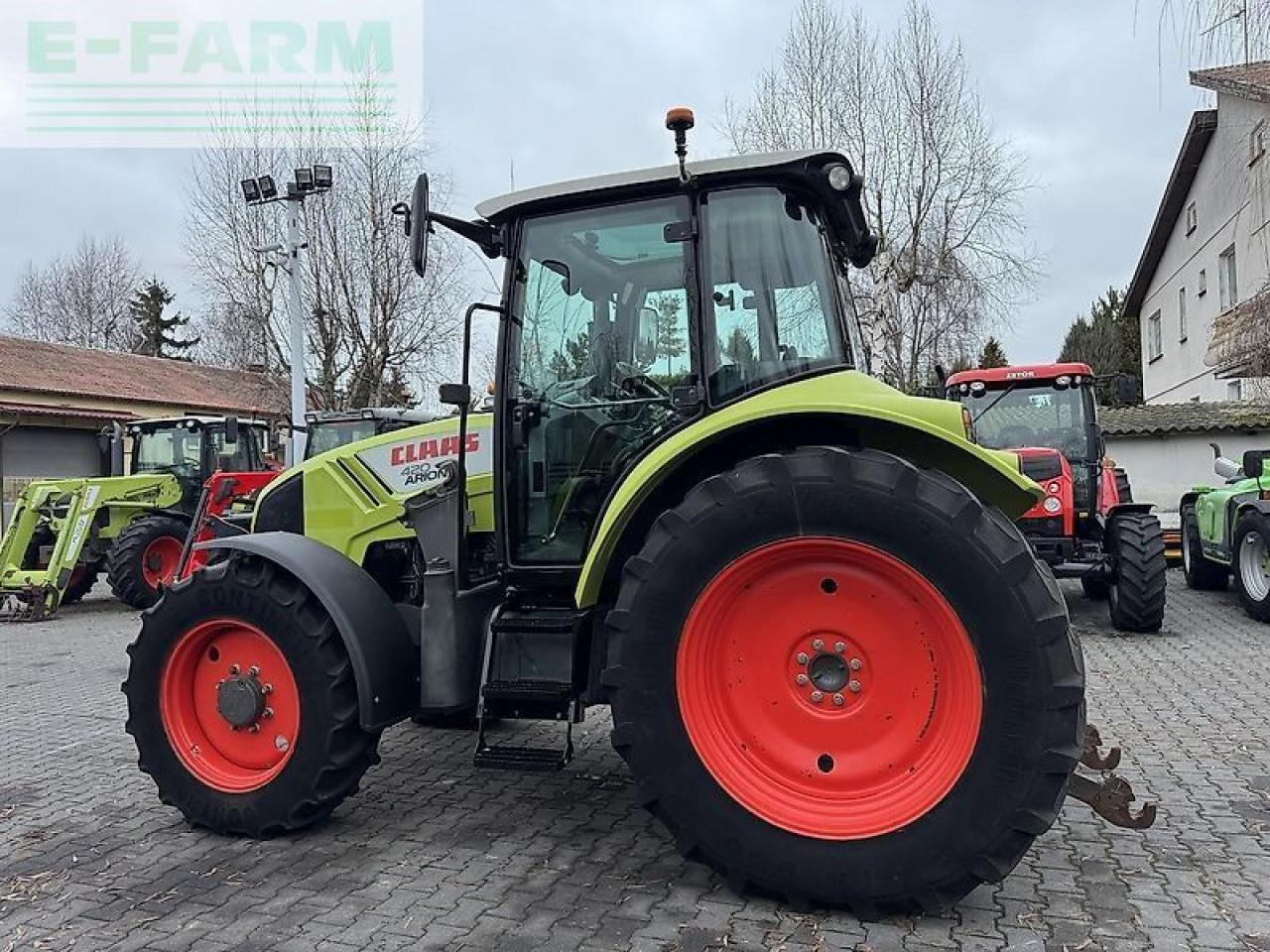 Tracteur agricole CLAAS arion 420 cis