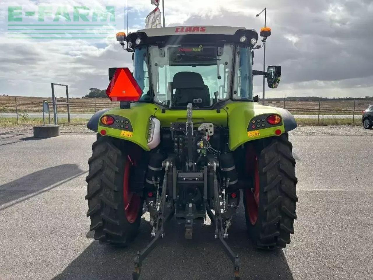 Tracteur agricole CLAAS arion 420 cis