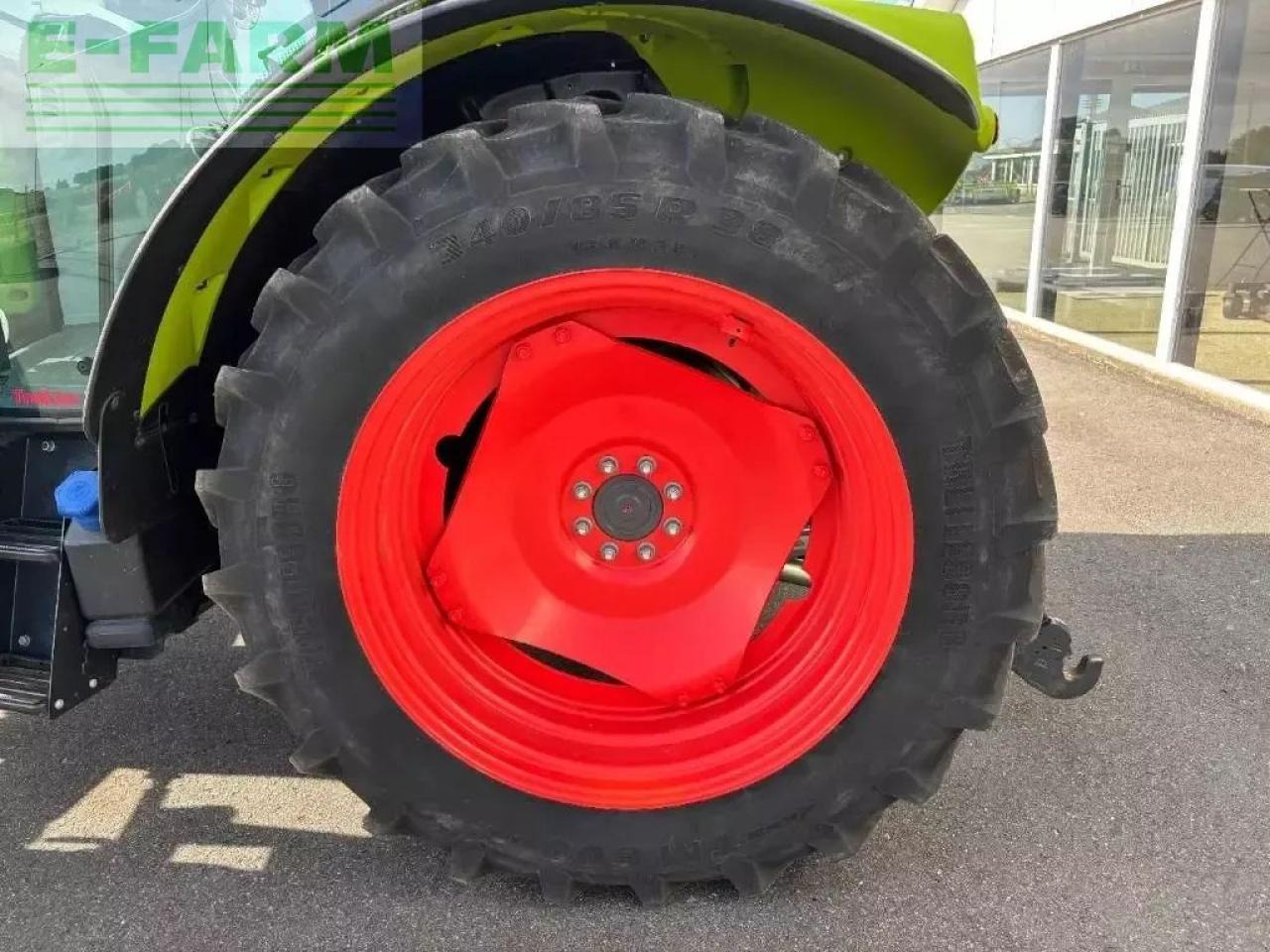 Tracteur agricole CLAAS arion 420 cis