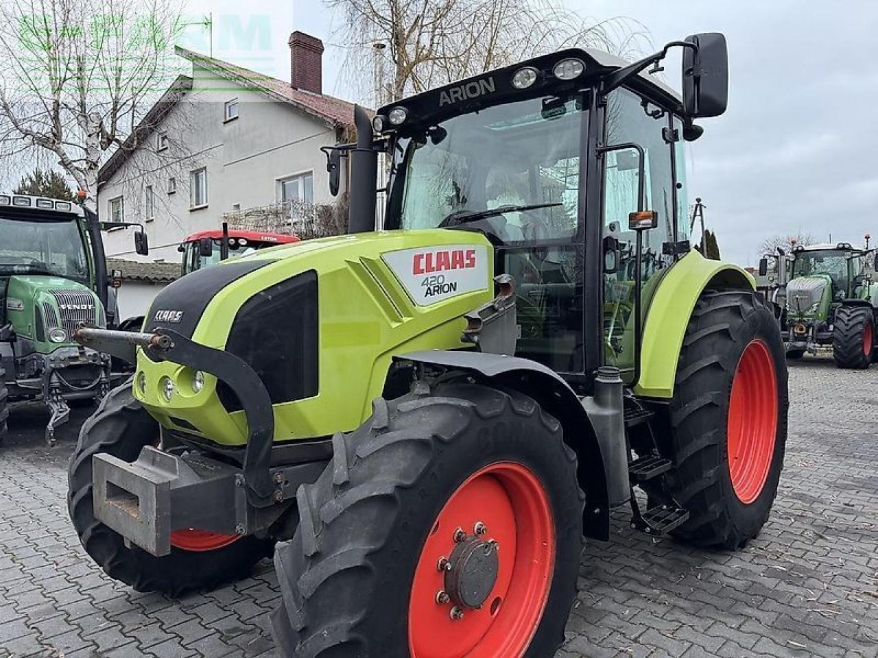 Tracteur agricole CLAAS arion 420 cis