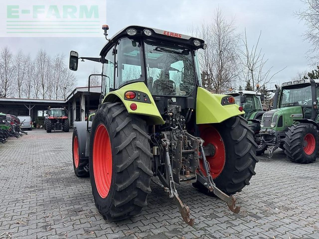 Tracteur agricole CLAAS arion 420 cis
