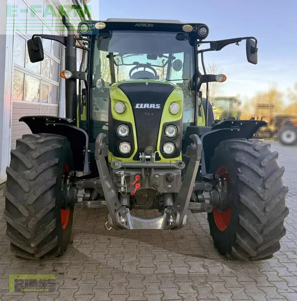 Tracteur agricole CLAAS arion 420 cis a32