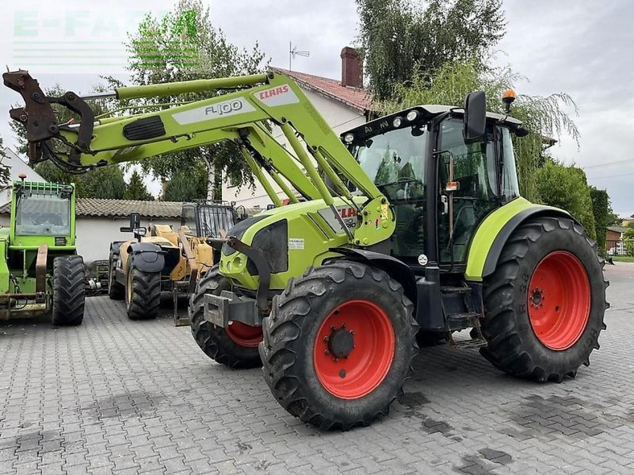 Tracteur agricole CLAAS arion 420 cis + claas fl100