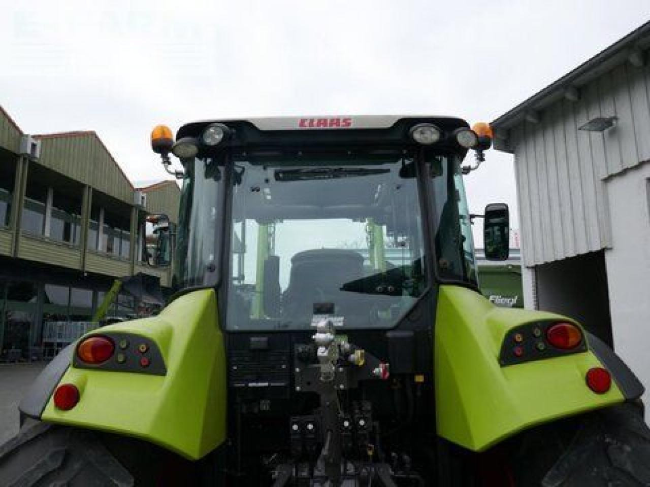 Tracteur agricole CLAAS arion 420 inkl. fl 120