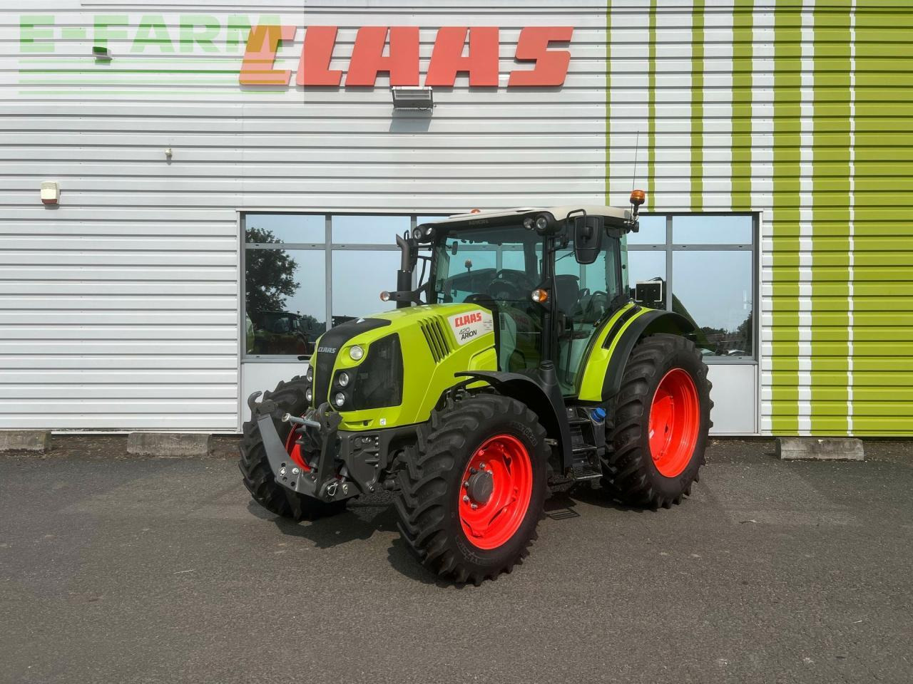 Tracteur agricole CLAAS arion 420 m