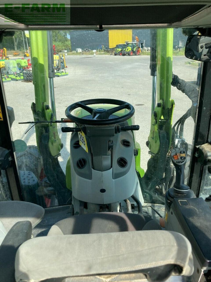 Tracteur agricole CLAAS arion 420 sur mesure