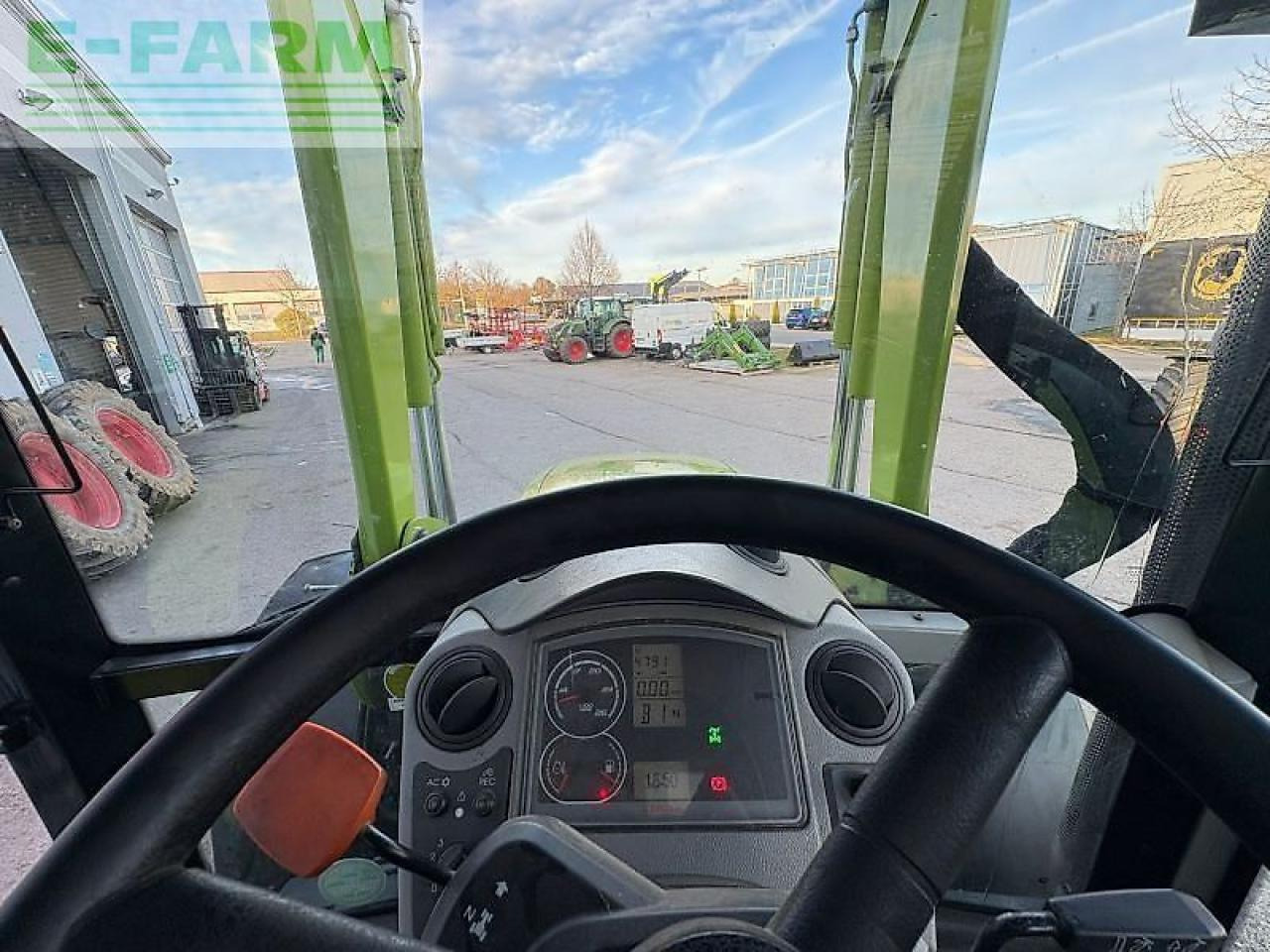 Tracteur agricole CLAAS arion 430 cis