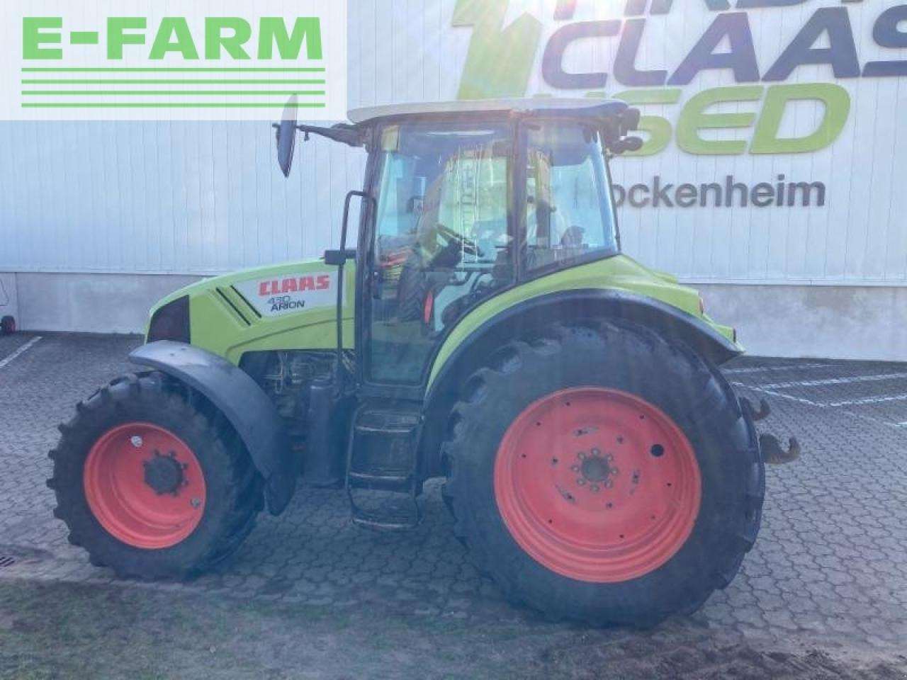 Tracteur agricole CLAAS arion 430 cis