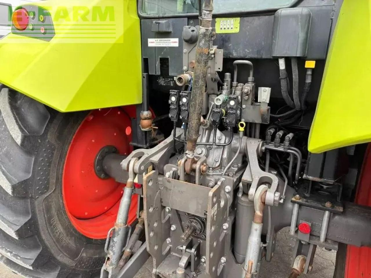 Tracteur agricole CLAAS arion 430 cis