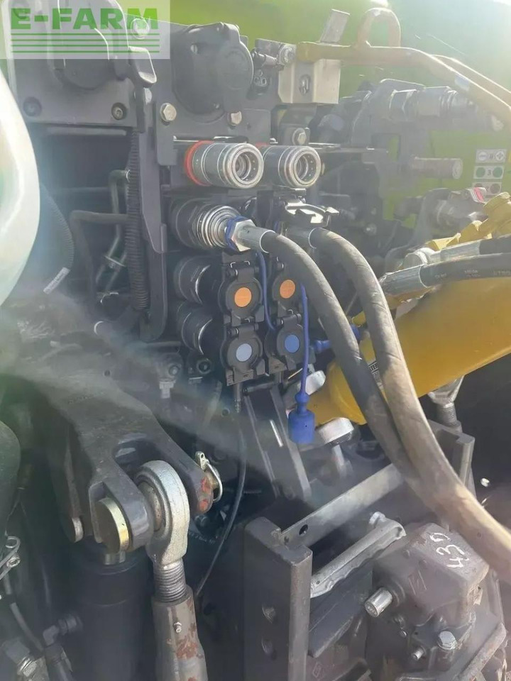 Tracteur agricole CLAAS arion 430 cis+