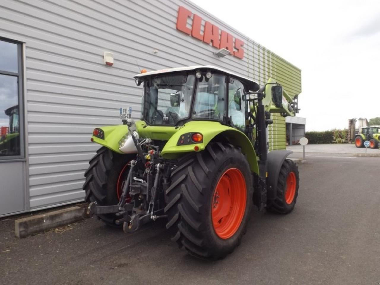 Tracteur agricole CLAAS arion 430 mr business