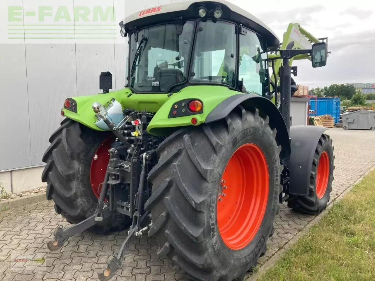 Tracteur agricole CLAAS arion 440