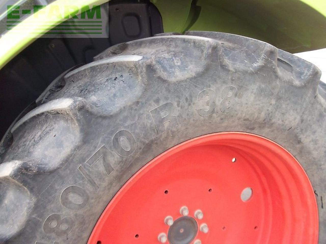 Tracteur agricole CLAAS arion 440 advanced