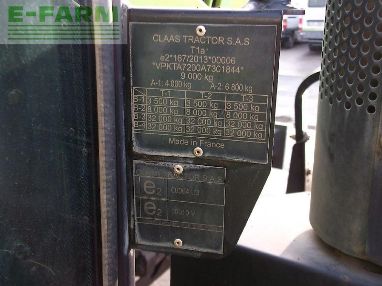 Tracteur agricole CLAAS arion 440 advanced