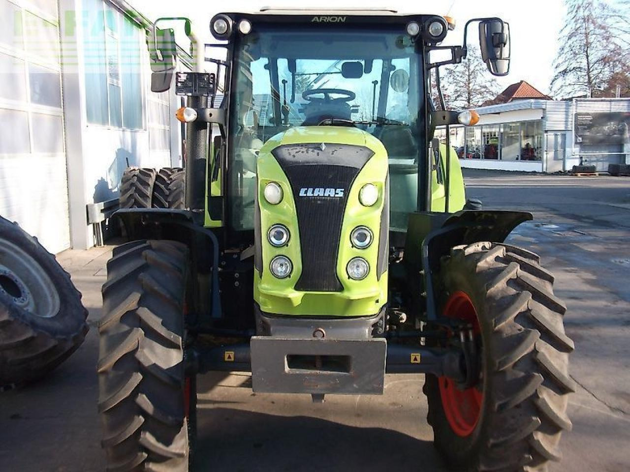 Tracteur agricole CLAAS arion 440 advanced