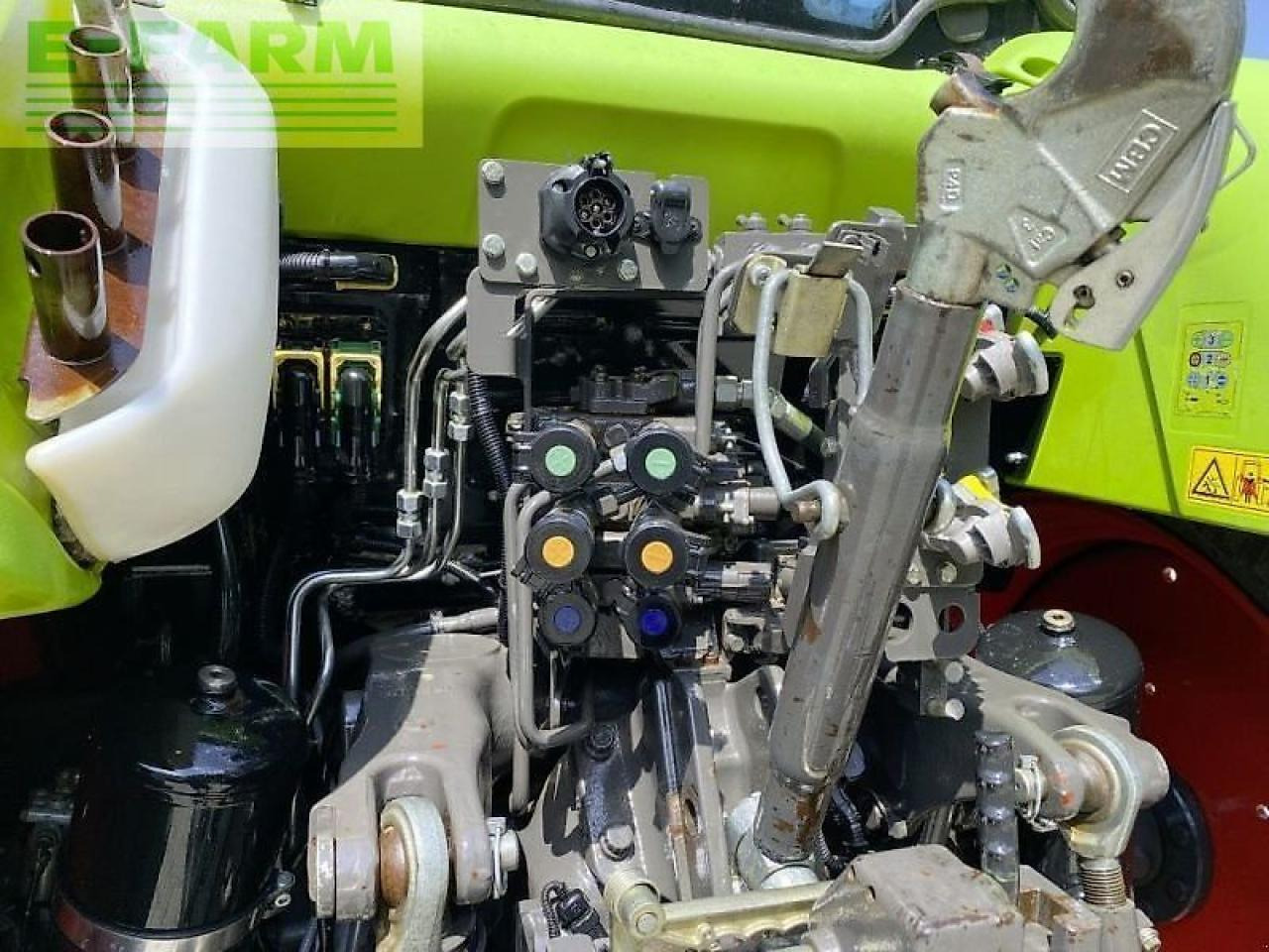 Tracteur agricole CLAAS arion 440 cis CIS