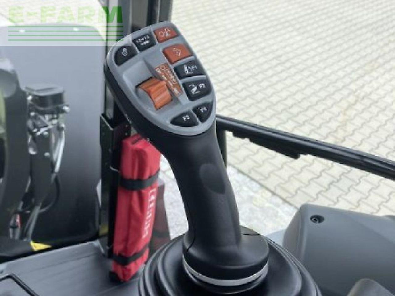 Tracteur agricole CLAAS arion 450 cis+ CIS+