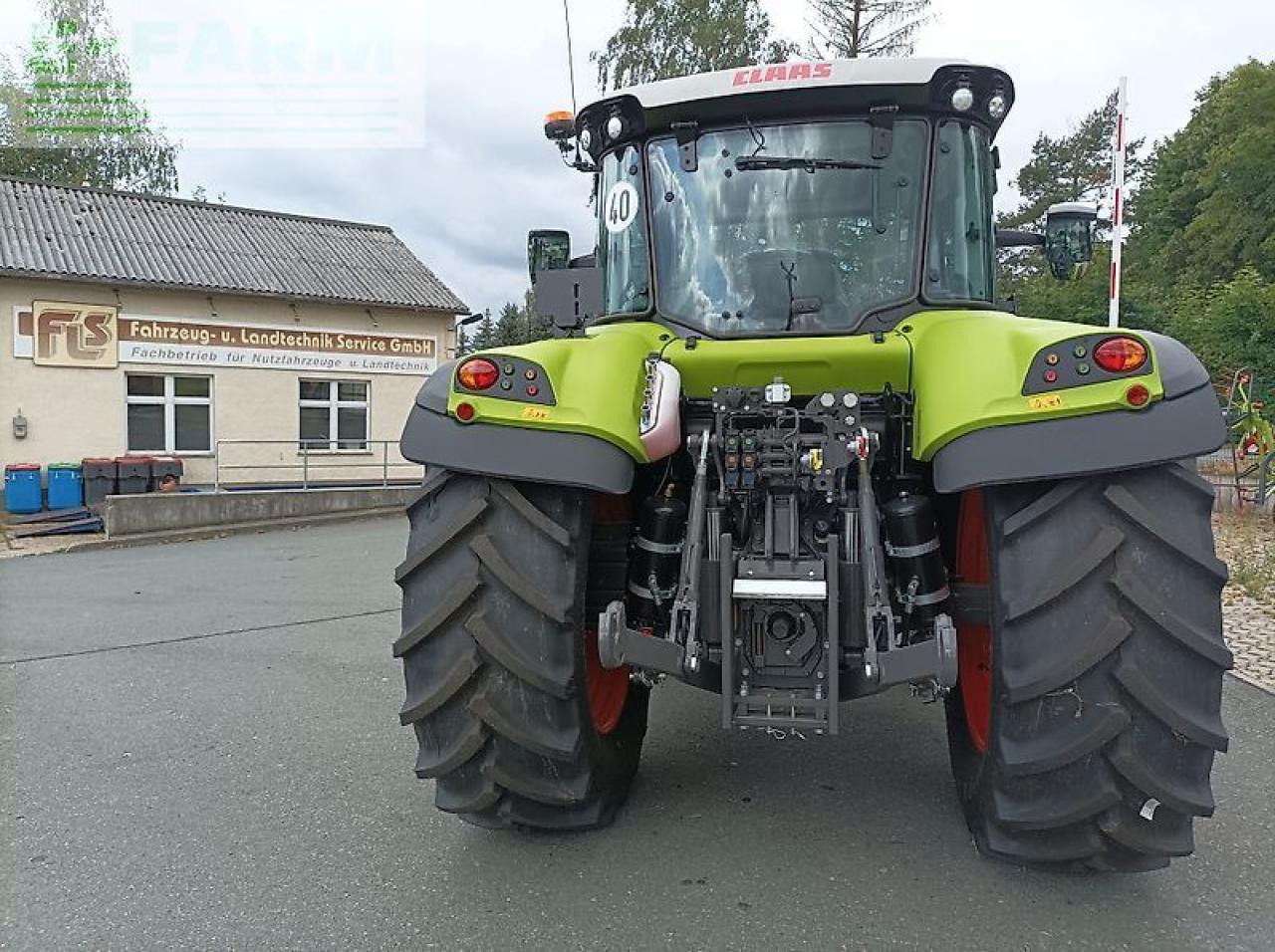 Tracteur agricole CLAAS arion 450 cis CIS