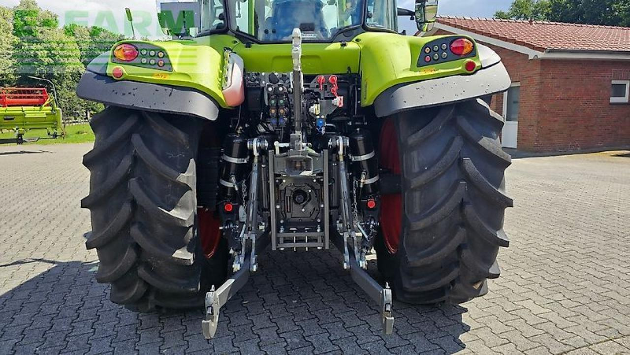 Tracteur agricole CLAAS arion 450 cis+ CIS+