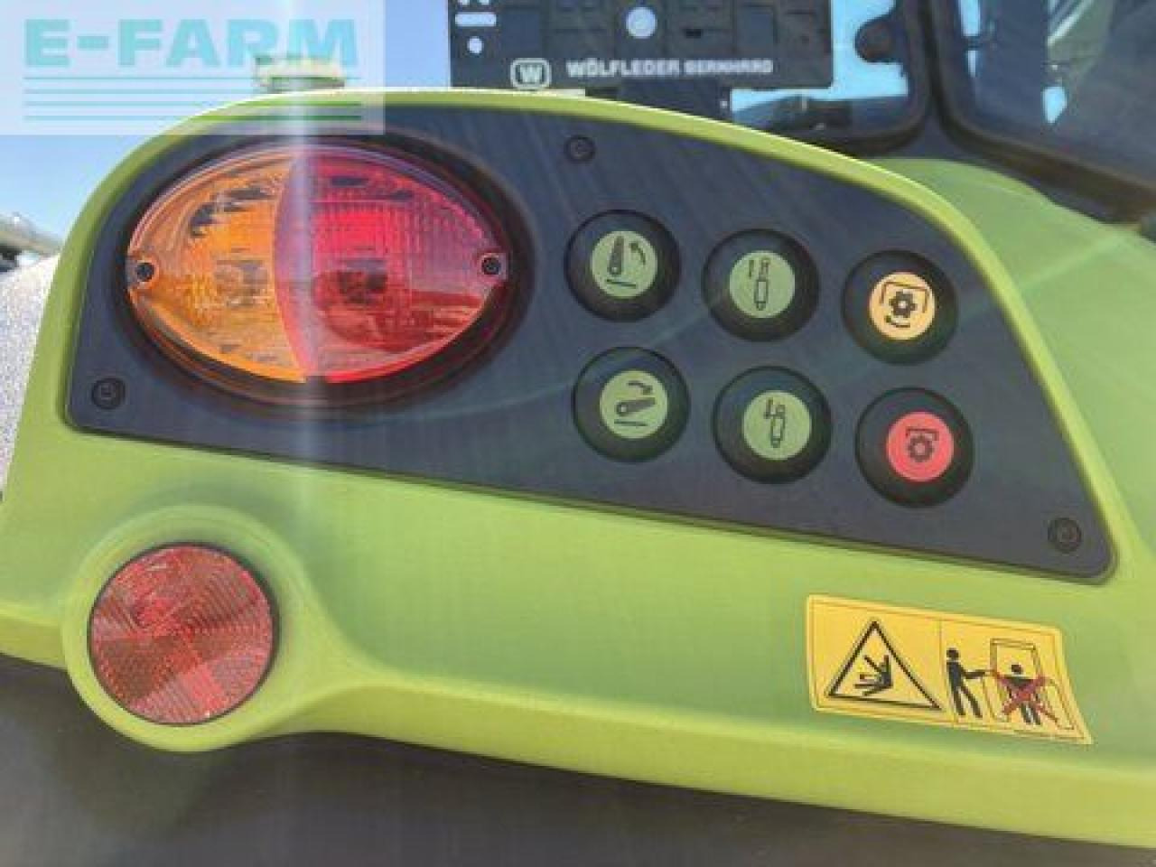 Tracteur agricole CLAAS arion 450 cis panoramic CIS