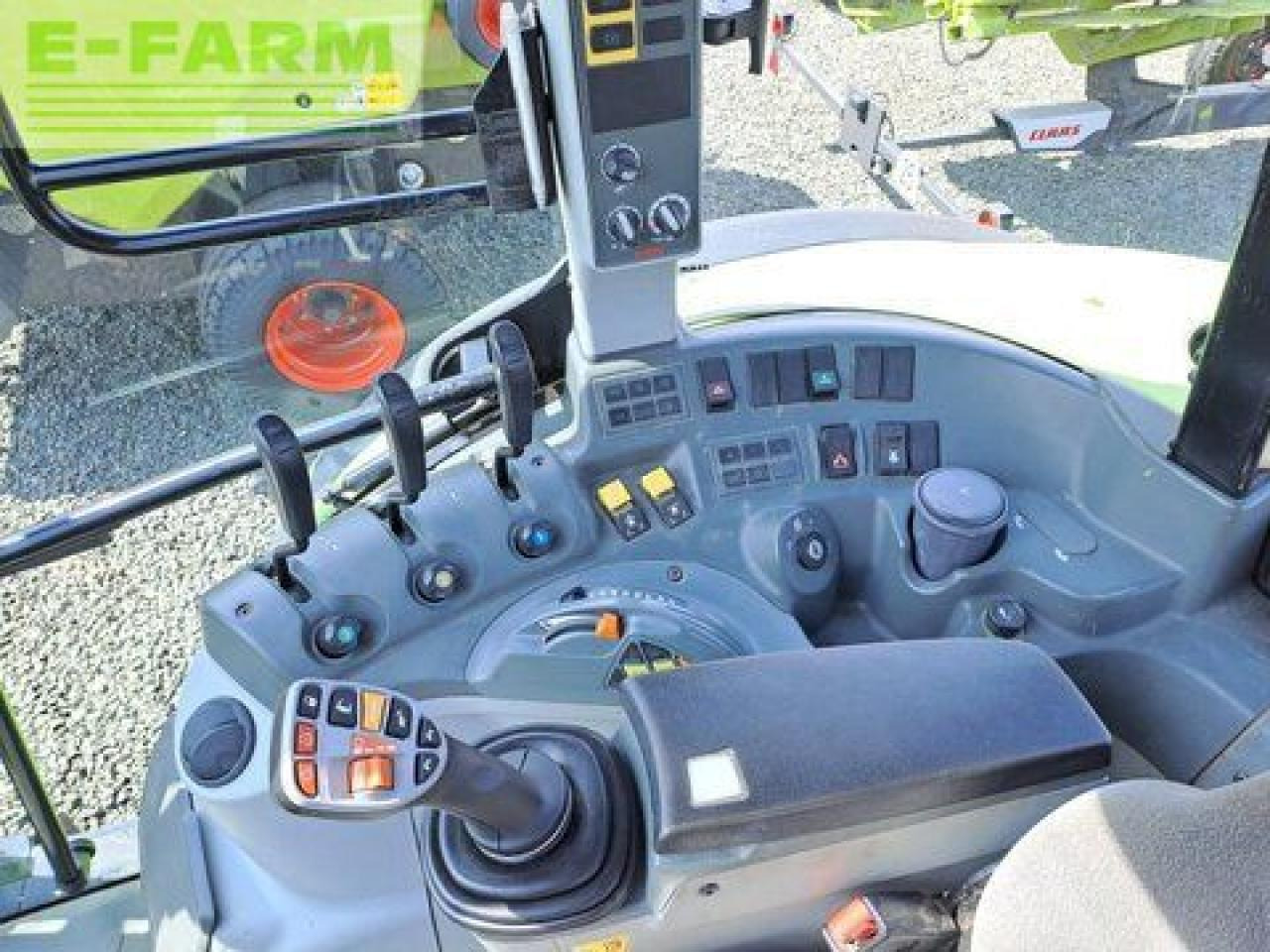 Tracteur agricole CLAAS arion 460 cis+ CIS+