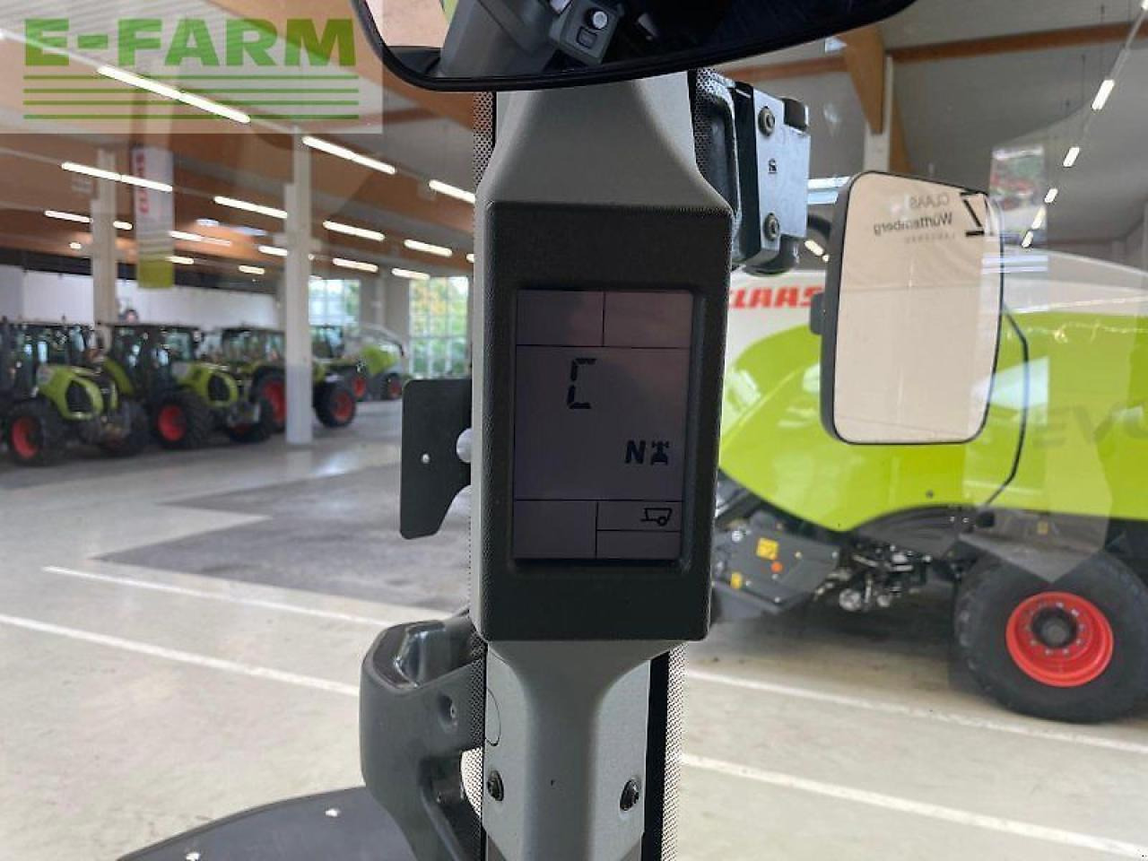 Tracteur agricole CLAAS arion 460 cis CIS