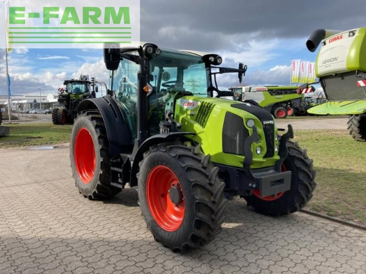 Tracteur agricole CLAAS arion 460 stage v