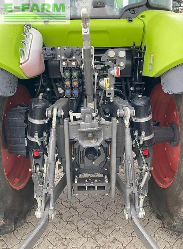 Tracteur agricole CLAAS arion 470