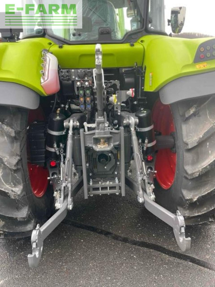 Tracteur agricole CLAAS arion 470